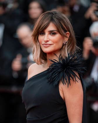 Cannes La Bola Negra Red Carpet EB Penelope Cruz attends the La Bola Negra screening during the 79th annual Cannes Film Festival at Palais des Festivals on May 21, 2026 in Cannes, France. Photo by Eliot Blondet ABACAPRESS.COM Cannes France France  Copyright: xBlondetxEliot ABACAx
