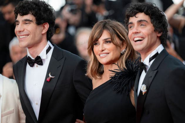 Cannes La Bola Negra Red Carpet EB Javier Calvó, Penélope Cruz, Javier Ambrossi attend the La Bola Negra screening during the 79th annual Cannes Film Festival at Palais des Festivals on May 21, 2026 in Cannes, France. Photo by Eliot Blondet ABACAPRESS.COM Cannes France France  Copyright: xBlondetxEliot ABACAx