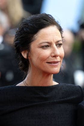 Anna Mouglalis Montée des marches du film La bola negra lors du 79ème Festival International du Film de Cannes, le 21 mai 2026 Olivier Borde Bestimage Red carpet for La bola negra at the 79th Cannes International Film Festival on May 21, 2026 Cannes France  Copyright: xOLIVIERxBORDEx xBESTIMAGExOLIVIERxBORDEx xBESTIMAGEx