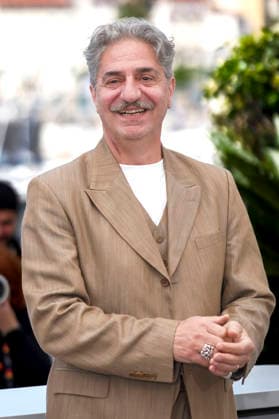 Simon Abkarian beim Photocall zum Kinofilm La bataille de Gaulle: L Ã¢ge de fer De Gaulle: Tilting Iron auf dem Festival de Cannes 2026 79. Internationale Filmfestspiele von Cannes am Palais des Festivals. Cannes, 21.05.2026 *** Simon Abkarian at the photocall for the feature film La bataille de Gaulle L Ã¢ge de fer De Gaulle Tilting Iron at the Festival de Cannes 2026 79 Cannes International Film Festival at the Palais des Festivals Cannes, 21 05 2026 Foto:xJ.xEdwardsx xFuturexImagex iron_6615