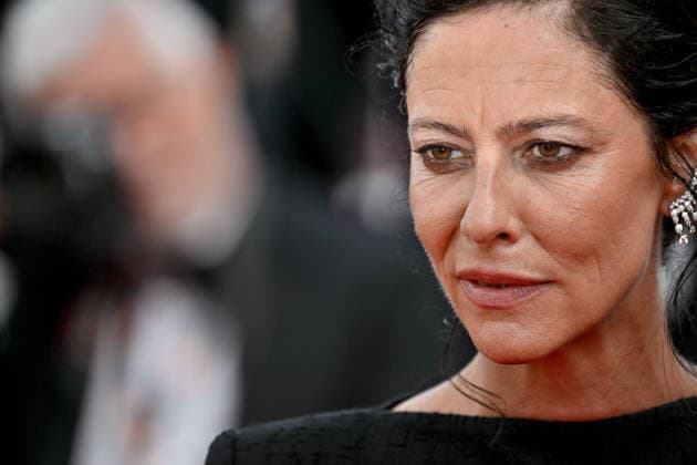Cannes Screening La Bola Negra JR Anna Mouglalis attending the screening of the movie La Bola Negra during the 79th Cannes Film Festival in Cannes, France on May 21, 2026. Photo by Julien Reynaud APS-Medias ABACAPRESS.COM Cannes France  Copyright: xReynaudxJulien APS-Medias ABACAx