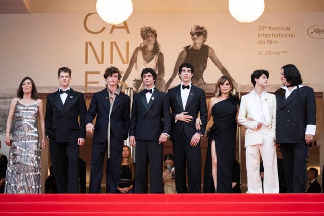 Cannes La Bola Negra Red Carpet EB Spanish actress Lola Duenas, Spanish actor Miguel Bernardeau, Spanish singer-songwriter and guitarist Guitarricadelafuente, Spanish director, screenwriter and producer Javier Ambrossi, Spanish director, screenwriter and producer Javier Calvo, Spanish actress Penelope Cruz, actor Milo Quifes and Venezuelan actor Carlos Gonzalez attend the La Bola Negra screening during the 79th annual Cannes Film Festival at Palais des Festivals on May 21, 2026 in Cannes, France. Photo by Eliot Blondet ABACAPRESS.COM Cannes France France  Copyright: xBlondetxEliot ABACAx
