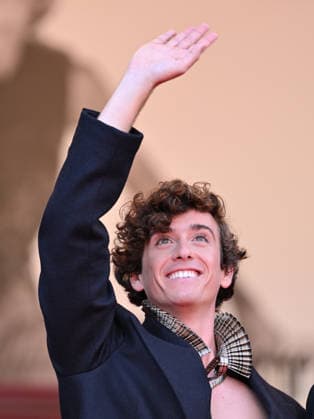 79th Cannes Film Festival: La Bola Negra screening CANNES, FRANCE - MAY 21: Spanish singer-songwriter and guitarist Guitarricadelafuente arrives for the screening of the film La Bola Negra at the 79th edition of the Cannes Film Festival in Cannes, France on May 21, 2026. Mustafa Yalcin Anadolu Cannes France. Editorial use only. Please get in touch for any other usage.  Copyright: x2026xAnadoluxMustafaxYalcinx