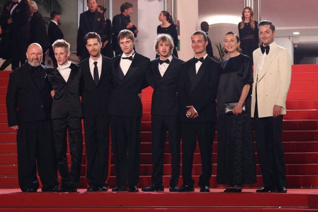 Cannes - Coward Red Carpet Screening Michiel Dhont, Jef Jacobs, Juliette Schrameck, Emmanuel Macchia, Valentin Campagne, Lukas Dhont, Willem De Schryver and Angelo Tijssens at the Coward screening on the red carpet during the 79th annual Cannes Film Festival at Palais des Festivals on May 21, 2026 in Cannes, France. Photo by Jerome Domine ABACAPRESS.COM Cannes France  Copyright: xDominexJerome ABACAx