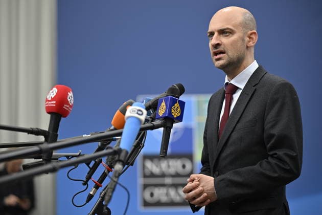 HELSINGBORG , SVERIGE 20260522 Frankrikes utrikesminister Jean-NoÃ«l Barrot vid fredagens doorstep pa NATO:s utrikesministermöte pa Sea U i Helsingborg pa fredagen. HELSINGBORG SVERIGE x50090x *** HELSINGBORG , SWEDEN 20260522 French Foreign Minister Jean Noël Barrot at Fridays doorstep at the NATO Foreign Ministers meeting at Sea U in Helsingborg on Friday HELSINGBORG SWEDEN x50090x  Copyright: xJohanxNilsson TTx NATOS UTRIKESMINISTERMÖTE HELSINGBORG oeapXPOz83Y