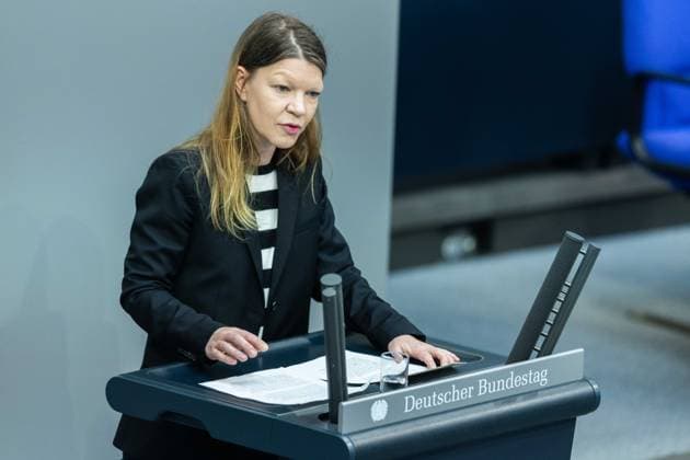 81. Sitzung des Deutschen Bundestages am 22.05.2026 im Plenarsaal des Reichstagsgebäudes in Berlin Doris Achelwilm ( MdB Die Linke ) *** 81st session of the German Bundestag on 22 05 2026 in the plenary chamber of the Reichstag building in Berlin Doris Achelwilm MdB Die Linke xJRx