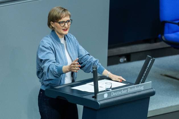 81. Sitzung des Deutschen Bundestages am 22.05.2026 im Plenarsaal des Reichstagsgebäudes in Berlin Franziska Brantner ( MdB Bündnis 90 Die Grünen ) *** 81 Session of the German Bundestag on 22 05 2026 in the plenary chamber of the Reichstag building in Berlin Franziska Brantner MdB Bündnis 90 Die Grünen xJRx