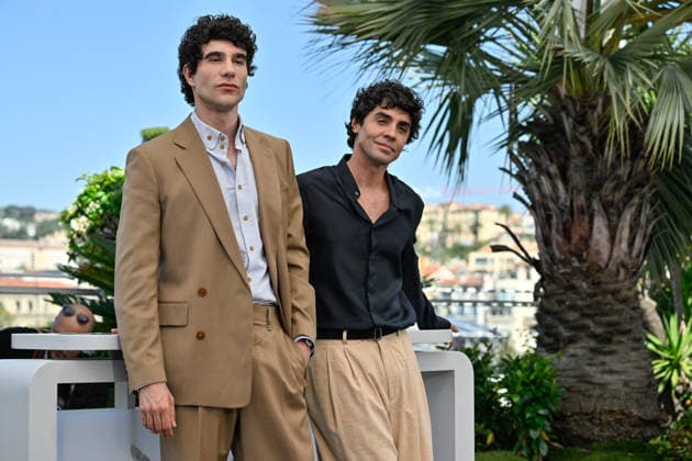 Cannes - La Bola Negra Photocall Javier Calvo, Javier Ambrossi attending a photocall for the movie La Bola Negra during the 79th Cannes Film Festival in Cannes, France on May 22, 2026. Photo by Julien Reynaud APS-Medias ABACAPRESS.COM Cannes France  Copyright: xReynaudxJulien APS-Medias ABACAx