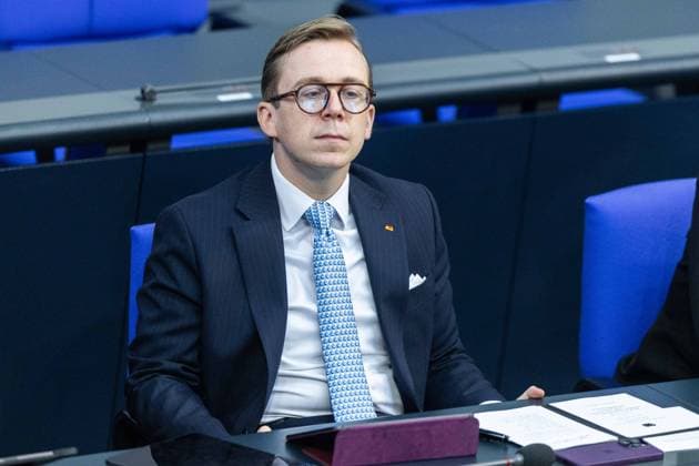 81. Sitzung des Deutschen Bundestages am 22.05.2026 im Plenarsaal des Reichstagsgebäudes in Berlin Philipp Amthor ( Staatsminister beim Bundesminister für Digitalisierung und Staatsmodernisierung ) *** 81 Session of the German Bundestag on 22 05 2026 in the plenary chamber of the Reichstag building in Berlin Philipp Amthor Minister of State to the Federal Minister for Digitization and State Modernization xJRx