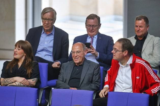 Berlin, Deutschland, 22.05.2026: Deutscher Bundestag: 81. Bundestagssitzung: Spitzenpolitiker der Linken. Obere Reihe L-R: Dietmar Bartsch, Bodo Ramelow, Christian Görke. Untere Reihe L-R: Heidi Reichinnek, Gregor Gysi, Sören Pellmann. *** Berlin, Germany, 22 05 2026 German Bundestag 81 Bundestag session Top politicians of the Left Party Top row L R Dietmar Bartsch, Bodo Ramelow, Christian Görke Bottom row L R Heidi Reichinnek, Gregor Gysi, Sören Pellmann Copyright: xdtsxNachrichtenagenturx dts_119911