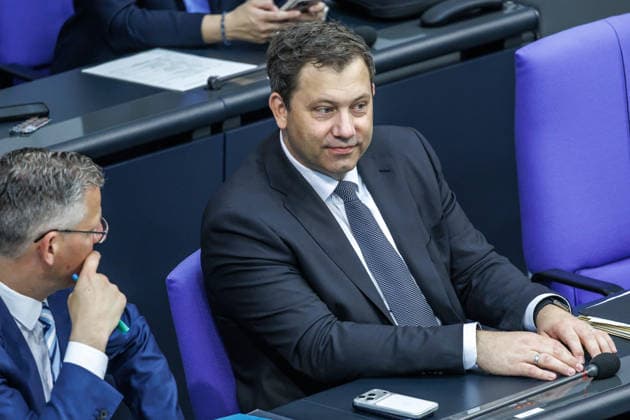 Bundestag Lars Klingbeil (SPD), Bundesfinanzminister im Deutschen Bundestag am 22.05.26 in Berlin. Berlin Berlin Deutschland Bundestag *** Bundestag Lars Klingbeil SPD , Federal Minister of Finance in the German Bundestag on 22 05 26 in Berlin Berlin Berlin Germany Bundestag