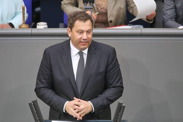 Berlin, Deutschland, 22.05.2026: Deutscher Bundestag: 81. Bundestagssitzung: Bundesminister der Finanzen Lars Klingbeil (SPD) hält eine Rede *** Berlin, Germany, 22 05 2026 German Bundestag 81 Bundestag session Federal Minister of Finance Lars Klingbeil SPD delivers a speech Copyright: xdtsxNachrichtenagenturx dts_119862