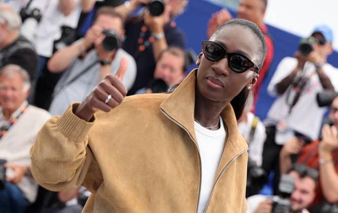La maîtresse de cérémonie, Eye Haïdara pose lors du 79ème Festival de Cannes le 22 mai 2026 Jacovides Moreau Bestimage Eye Haïdara poses during the Master of Cermony photocall at the 79th annual Cannes Film Festival at Palais des Festivals on May 22, 2026 in Cannes Cannes France  Copyright: xJACOVIDES-MOREAUx xBESTIMAGExJACOVIDES-MOREAUx xBESTIMAGEx