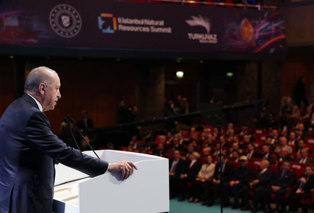 Turkish President Recep Tayyip Erdogan ISTANBUL, TURKIYE - MAY 22: (----EDITORIAL USE ONLY MANDATORY CREDIT - TURKISH PRESIDENCY MUSTAFA KAMACI HANDOUT - NO MARKETING NO ADVERTISING CAMPAIGNS - DISTRIBUTED AS A SERVICE TO CLIENTS----) Turkish President Recep Tayyip Erdogan makes a speech during the 2nd Istanbul Natural Resources Summit at the Lutfi Kirdar Congress Center in Istanbul, Turkiye, on May 22, 2026. TUR Presidency Mustafa Kamaci Anadolu Istanbul Turkey. Editorial use only. Please get in touch for any other usage.  Copyright: x2026xAnadoluxTURxPresidencyx xMustafaxKamacix