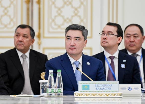 TURKMENISTAN, ASHGABAT - MAY 22, 2026: Oljas Bektenov, Prime Minister of Kazakhstan, attends an expanded meeting of the CIS (Commonwealth of Independent States) Council of the Heads of Government at the Garagum Hotel and Business Centre. Alexander Miridonov POOL TASS  92873537