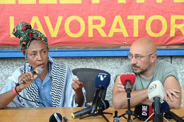 May 22, 2026, Campi Bisenzio, Italia, Italy: Antonella Bundu and Dario Salvetti, former crew members of the Global Sumud Flotilla, at the press conference denouncing the crews, at the former GKN facility. Campi Bisenzio, May 22, 2026 *** Local Caption *** Antonella Bundu e Dario Salvetti, ex membri dell equipaggio di mare della global sumud flotilla, alla conferenza stampa di denuncia degli equipaggi di mare, presso lo stabilmento ex GKN. Campi Bisenzio, 22 05 2026 Campi Bisenzio Italy  - ZUMAa289 20260522_zia_a289_001 Copyright: xAleandroxBiagiantix xAgfx