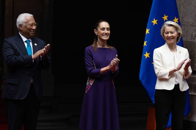 May 22, 2026, Mexico City, Mexico: Mexican President CLAUDIA SHEINBAUM received European Commission President URSULA VON DER LEYEN at the National Palace in Mexico City within the framework of the signing of the Modernized Global Agreement between Mexico and the European Union during the VIII Mexico European Union Summit. European Council President ANTONIO COSTA and officials from both governments also took part in the meeting. Mexico City Mexico  - ZUMAl178 20260522_znp_l178_018 Copyright: xCristianxLeyvax