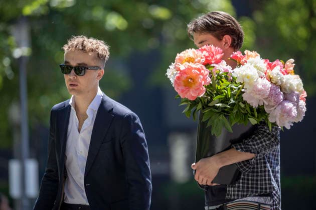 Beerdigung von Remo AimŽ Pollert , Sohn von Lara Joy Körner, auf dem Friedhof Bogenhausen in München Datum: 22.05.2026 *** Burial of Remo AimŽ Pollert , son of Lara Joy Körner, at Bogenhausen Cemetery in Munich Date 22 05 2026