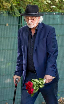 ??? , Beerdigung von Remo AimŽ Pollert , Sohn von Lara Joy Körner, auf dem Friedhof Bogenhausen in München Datum: 22.05.2026 *** Remo AimŽ Pollert, son of Lara Joy Körner, buried at Bogenhausen Cemetery in Munich Date 22 05 2026