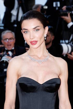 Amy Jackson Westwick Montée des marches du film Histoires de la nuit lors du 79ème Festival International du Film de Cannes, le 21 mai 2026 Jacovides Moreau Bestimage Red carpet for The Birthday Party at the 79th Cannes International Film Festival on May 21, 2026 Cannes France  Copyright: xJACOVIDES-MOREAUx xBESTIMAGExJACOVIDES-MOREAUx xBESTIMAGEx
