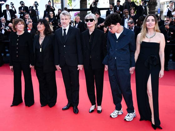 IPA84975167 - Cannes, 79th Cannes Film Festival 2026 - evening 11. Red Carpet HISTOIRES DE LA NUIT (THE BIRTHDAY PARTY). Pictured: Laurent PÃ tin, Stanislas Merhar, Michele PÃ tin, Laetitia Masson, Alphonse Roberts, Elodie Bouchez and Romane Bohringer  Copyright: xTerenghi Ipa-Agency.netx xPoolxPhotoxEventsx07x 84975167
