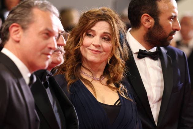 Cannes - L Objet Du Delit Crescendo Red Carpet Agnes Jaoui at the L Objet Du Delit (Crescendo) screening on the red carpet during the 79th annual Cannes Film Festival at Palais des Festivals on May 22, 2026 in Cannes, France. Photo by Jerome Domine ABACAPRESS.COM Cannes France  Copyright: xDominexJerome ABACAx