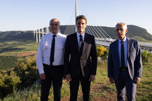 Gabriel Attal visits the Millau viaduct - Millau General Secretary of French centrist party Renaissance Gabriel Attal, Jean-François Rousset a politician of Renaissance who has represented the 3rd constituency of the Aveyron department, and mayor of Millau Christophe Saint-Pierre, visits the Millau viaduct on May 22, 2026. France s former prime minister Gabriel Attal said on May 22, 2026 he was running for president next year. Photo by Raphael Lafargue ABACAPRESS.COM Millau France  Copyright: xLafarguexRaphael ABACAx