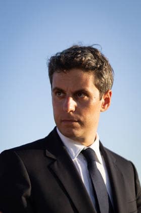 Gabriel Attal visits the Millau viaduct - Millau General Secretary of French centrist party Renaissance Gabriel Attal visits the Millau viaduct on May 22, 2026. France s former prime minister Gabriel Attal said on May 22, 2026 he was running for president next year. Photo by Raphael Lafargue ABACAPRESS.COM Millau France  Copyright: xLafarguexRaphael ABACAx