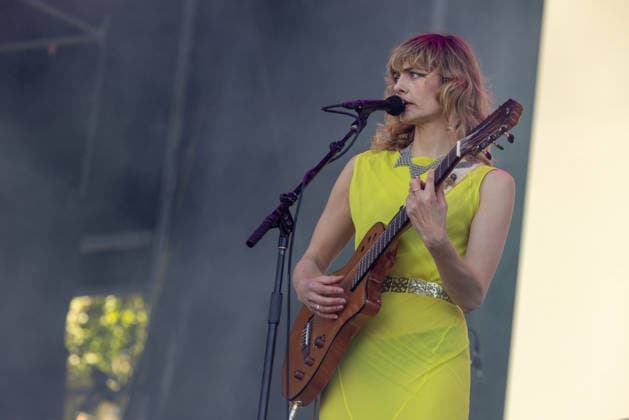 May 22, 2026, Napa, California, U.S: Musician HANNAH COHEN during the BottleRock Music Festival in Napa, California Napa U.S  - ZUMAs135 20260522_zap_s135_022 Copyright: xDanielxDeSloverx