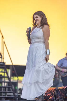 May 22, 2026, Napa, California, U.S: Singer INDY (INDY YELICH-O CONNOR) during the BottleRock Music Festival in Napa, California Napa U.S  - ZUMAs135 20260522_zap_s135_017 Copyright: xDanielxDeSloverx