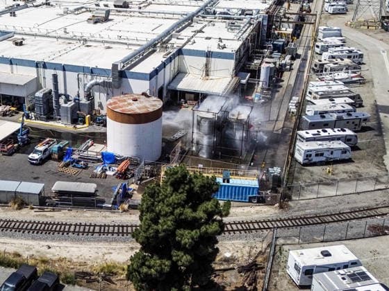 Evacuation due to the hazardous chemical leak in Garden Grove GARDEN GROVE, UNITED STATES - MAY 22: A view of damage as thousands evacuated due to an ongoing hazardous chemical spill originating from GKN Aerospace in Garden Grove, California, United States on May 22, 2026. Jon Putman Anadolu California United States. Editorial use only. Please get in touch for any other usage.  Copyright: x2026xAnadoluxJonxPutmanx