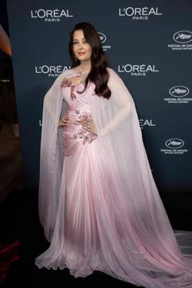 Cannes Lights On Women s Worth Photocall MP CANNES, FRANCE - MAY 22: Aishwarya Rai Bachchan attends Lights On Women s Worth during the 79th Cannes Film Festival on May 22, 2026 in Cannes, France. Photo by Marco Piovanotto Abacapress.com Cannes France  Copyright: xPiovanottoxMarco ABACAx