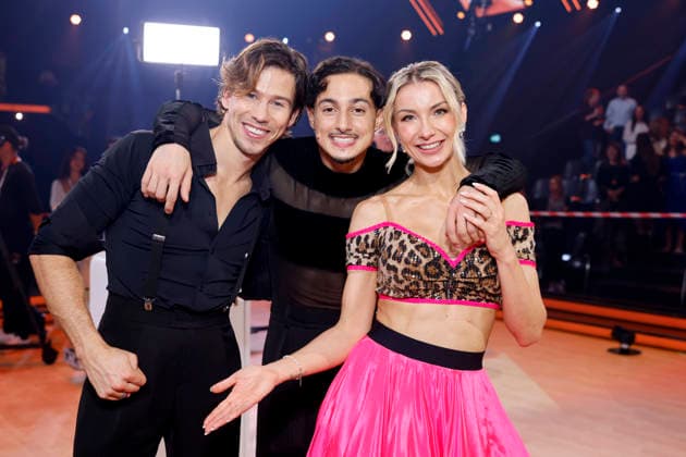 Sportler Joel Mattli, Sänger Milano (Milane Baybah) und Sängerin Anna-Carina Woitschack sind die drei Finalisten am Ende des Halbfinale der 19. Staffel der RTL-Tanzshow Lets Dance im Coloneum. Köln, 22.05.2026 NRW Deutschland *** Athlete Joel Mattli, singer Milano Milane Baybah and singer Anna Carina Woitschack are the three finalists at the end of the semi-final of the 19th season of the RTL dance show Lets Dance at the Coloneum Cologne, 22 05 2026 NRW Germany Copyright: xChristophxHardtx