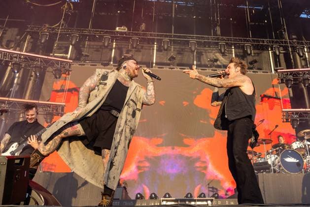 May 22, 2026, Napa, California, U.S: TEDDY SWIMS joins JACOBY SHADDIX of Papa Roach during the BottleRock Music Festival in Napa, California Napa U.S  - ZUMAs135 20260522_zap_s135_067 Copyright: xDanielxDeSloverx