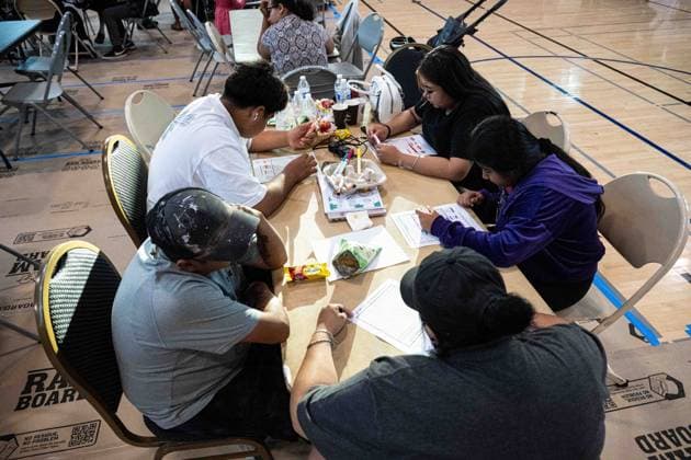 Hazardous materials emergency in Southern California worsens as chemical leak forces evacuation orders for 40,000 residents GARDEN GROVE, UNITED STATES - MAY 22: Garden Grove residents who were evacuated to the Garden Grove Sports &amp; Recreation Center due to the Chemical Leak at GKN Aerospace Transparency building, are seen coloring and completing puzzles as they await the conclusion of the chemical leak in Garden Grove, California in Garden Grove, California, United States on May 22, 2026. Jon Putman Anadolu California United States. Editorial use only. Please get in touch for any other usage.  Copyright: x2026xAnadoluxJonxPutmanx