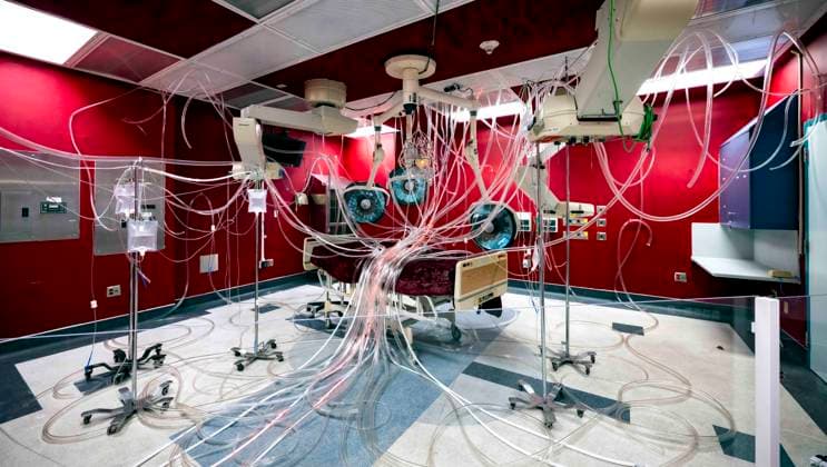 May 22,, 2026 - Los Angeles, California, USA - An installation byAnna Matsumoto and Bhumikorn Kongtaveelert is seen at a preview for the Hospital of Emotions, a large-scale, site-specific, pop-up art experience taking place at the former St. Vincent Medical Center..Presented by House of Art and Dreams, ROYVA and the St. Vincent Behavioral Health Campus, the exhibition spans four floors and 80 rooms, including patient rooms, operating rooms and nurses stations, each holding a work of art depicting one of five emotions: love, fear, hope, anger and joy. The exhibition is open to the public from May 27 to July 31. Los Angeles USA  - ZUMAce6_ 20260522_zaf_ce6_001 Copyright: xBrianxCahnx