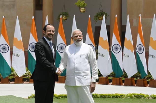 India - Cyprus President of Cyprus, Nikos Christodoulides is greeted by Prime Minister Narendra Modi at Hyderabad House in New Delhi on Friday May 22, 2026. New Delhi Delhi India Copyright: xSondeepxShankarx
