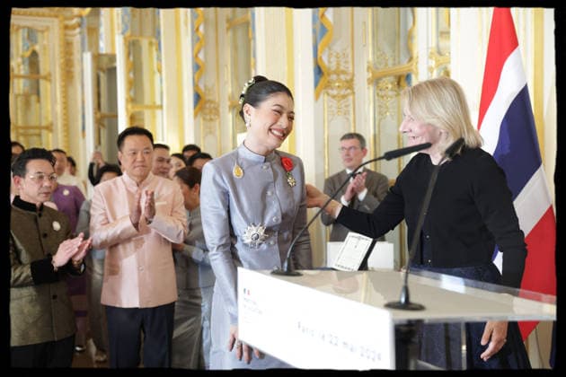Catherine Pegard Remits Legion d Honneur to Princess Sirivannavari Nariratana Rajakanya - Paris Catherine Pegard, French Minister of Culture, presents the insignia of Grand Officer of the Legion d Honneur to Her Royal Highness Princess Sirivannavari Nariratana Rajakanya of Thailand during a ceremony at the Ministry of Culture s Salon des Maréchaux in Paris, France on May 22, 2026. Photo by Alain Guizard ABACAPRESS.COM Paris France  Copyright: xGuizardxAlain ABACAx