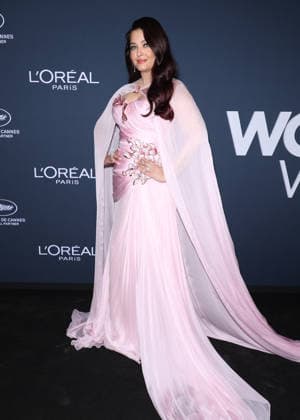 Aishwarya Rai Bachchan Photocall for the LOreal Lights on women s worth evening during the 79th Cannes International Film Festival on May 22, 2026 Denis Guignebourg Bestimage Photocall for the LOreal Lights on women s worth evening during the 79th Cannes International Film Festival on May 22, 2026 Cannes France  Copyright: xDenisxGuignebourgx xBestimagexDenisxGuignebourgx xBestimagex