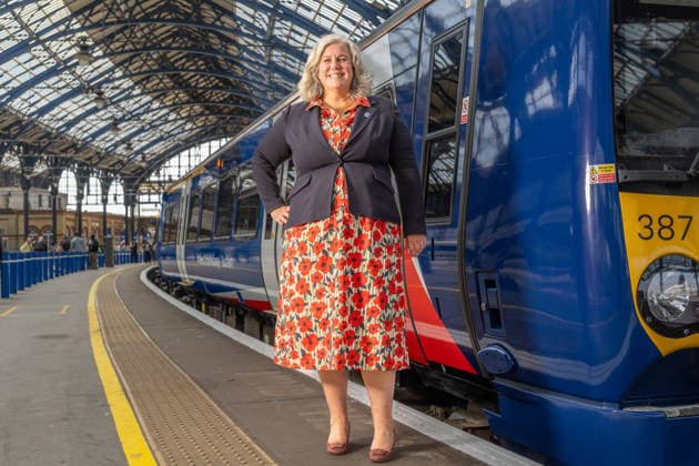 Heidi Alexander Heidi Alexander, Secretary of State for Transport unveils the first Great British Railway train at Brighton Station, Queen s Road, Brighton, East Sussex, UK  Copyright: xjonxsantaxcruzx NINTCHDBPICT001082694091