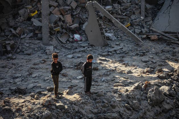 Palestinians inspect damage following Israeli strike in Bureij camp Palestinians inspect damage to homes and streets following an Israeli strike on a house and shops in the Bureij refugee camp in the central Gaza Strip on May 23, 2026. According to residents, the strike came after the collapse of a ceasefire agreement between Hamas and Israel. Photo by Moiz Salhi apaimages Bureij Gaza Strip Palestinian Territory 230526_Al-Bureij_MS_00(23) Copyright: xapaimagesxMoizxSalhixx xapaimagesx