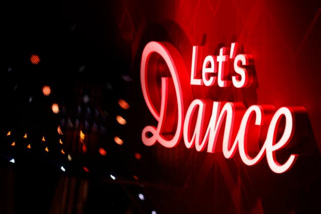 Das Logo von Lets Dance zu sehen im Halbfinale der 19. Staffel der RTL-Tanzshow Lets Dance im Coloneum. (Themenbild, Symbolbild) Köln, 22.05.2026 NRW Deutschland *** The logo of Lets Dance seen in the semi-final of the 19th season of the RTL dance show Lets Dance in the Coloneum Theme picture, symbolic picture Cologne, 22 05 2026 NRW Germany Copyright: xChristophxHardtx
