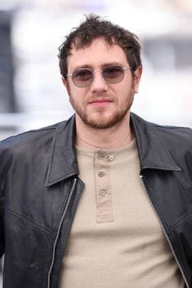 Cannes Histoires De La Nuit Photocall JD Bastien Bouillon attending the photocall of Histoires De La Nuit during the 79th Cannes International Film Festival in Cannes, France on May 23, 2026 Photo by Jerome Domine ABACAPRESS.COM Cannes France  Copyright: xDominexJerome ABACAx