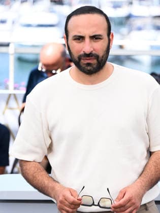 IPA84992971 - Cannes, 79th Cannes Film Festival 2026 - Day 12. Photocall film L Objet Du Delit (Growing Up). Pictured is Oussama Kheddam  Copyright: xAlbertoxTerenghix xPoolxPhotoxEventsx07x 84992971