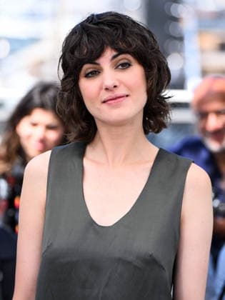 IPA84992916 - Cannes, 79th Cannes Film Festival 2026 - Day 12. Photocall film L Objet Du Delit (Growing Up). In the photo Claire Chust  Copyright: xAlbertoxTerenghix xPoolxPhotoxEventsx07x 84992916