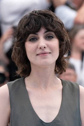 Cannes L Objet du Delit Photocall LZ Claire Chust attending the photocall of L Objet du Delit during the 79th Cannes International Film Festival in Cannes, France on May 23, 2026, the film selected in the Official Competition. Photo by Laurent Zabulon ABACAPRESS.COM  Copyright: xZabulonxLaurentx