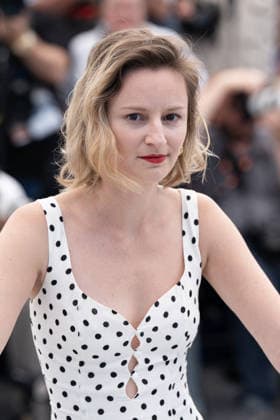 Cannes L Objet du Delit Photocall LZ Tiphaine Daviot attending the photocall of L Objet du Delit during the 79th Cannes International Film Festival in Cannes, France on May 23, 2026, the film selected in the Official Competition. Photo by Laurent Zabulon ABACAPRESS.COM  Copyright: xZabulonxLaurentx