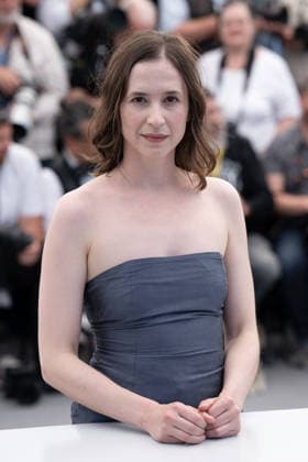 Cannes L Objet du Delit Photocall LZ Lucie Gallo attending the photocall of L Objet du Delit during the 79th Cannes International Film Festival in Cannes, France on May 23, 2026, the film selected in the Official Competition. Photo by Laurent Zabulon ABACAPRESS.COM  Copyright: xZabulonxLaurentx