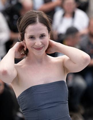 Cannes L Objet du Delit Photocall LZ Lucie Gallo attending the photocall of L Objet du Delit during the 79th Cannes International Film Festival in Cannes, France on May 23, 2026, the film selected in the Official Competition. Photo by Laurent Zabulon ABACAPRESS.COM  Copyright: xZabulonxLaurentx