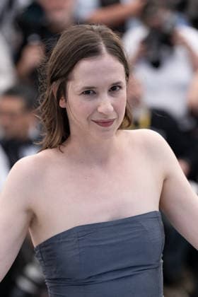Cannes L Objet du Delit Photocall LZ Lucie Gallo attending the photocall of L Objet du Delit during the 79th Cannes International Film Festival in Cannes, France on May 23, 2026, the film selected in the Official Competition. Photo by Laurent Zabulon ABACAPRESS.COM  Copyright: xZabulonxLaurentx